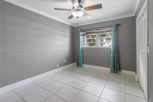 15385 S Dixie Hwy 4 Hwy, Palmetto Bay, FL 33157