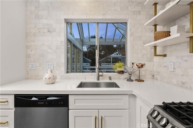 110 Hartford Drive 64, Newport Beach, CA 92660