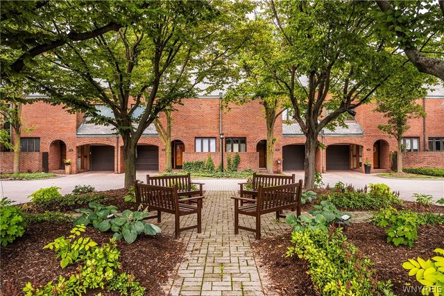 324 Rivermist Drive, Buffalo, NY 14202