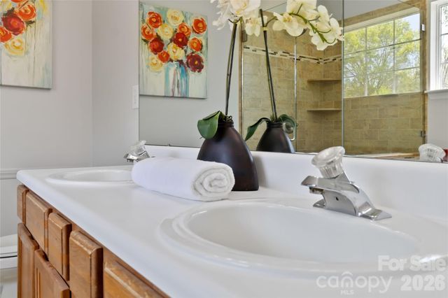 12100 Landing Green Drive, Charlotte, NC 28277