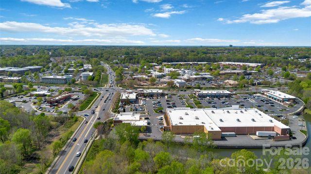 12100 Landing Green Drive, Charlotte, NC 28277