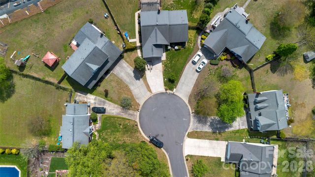 12100 Landing Green Drive, Charlotte, NC 28277