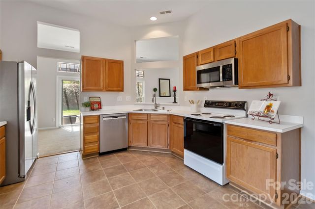 12100 Landing Green Drive, Charlotte, NC 28277