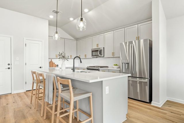 116 Freeman Day DR, Bastrop, TX 78602