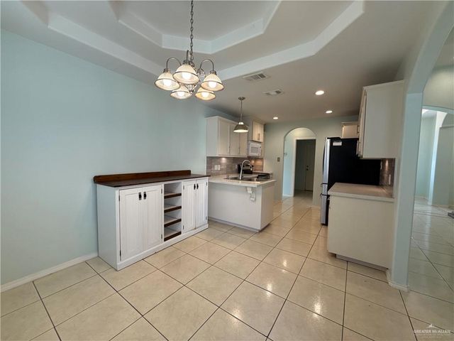 207 E Garfield Street, San Juan, TX 78589