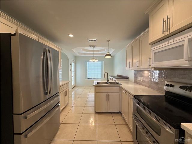 207 E Garfield Street, San Juan, TX 78589