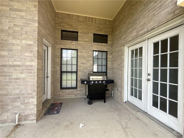 207 E Garfield Street, San Juan, TX 78589