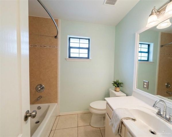 207 E Garfield Street, San Juan, TX 78589