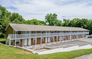 405 Beech St Apt 18, Clarksville, TN 37042
