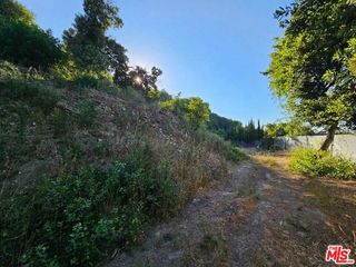 13388 Newcomb Drive, Sherman Oaks (los Angeles), CA 91423