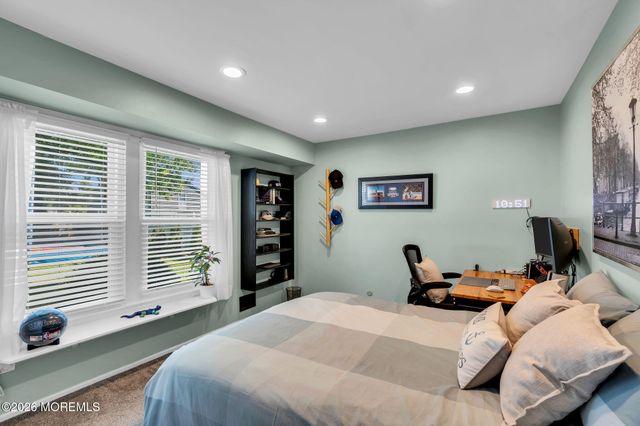29 Marc Drive, Howell, NJ 07731