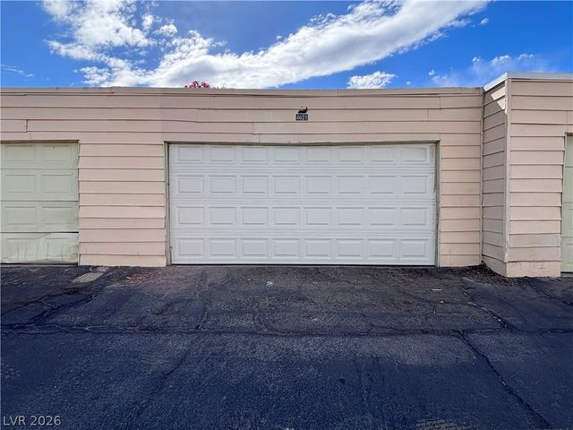 4621 Mill Valley Drive, Las Vegas, NV 89120