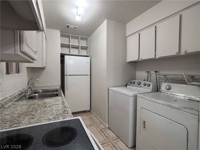 4621 Mill Valley Drive, Las Vegas, NV 89120