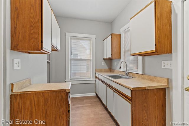 350 Labadie Street, Ecorse, MI 48229