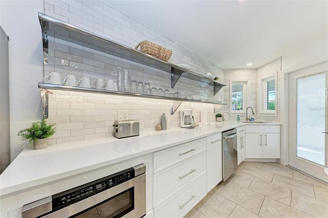 57 N SHORE DRIVE, Anna Maria, FL 34216