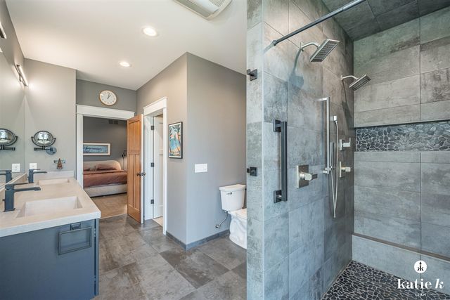 9100 Twin Oaks Lane, Ada, MI 49301