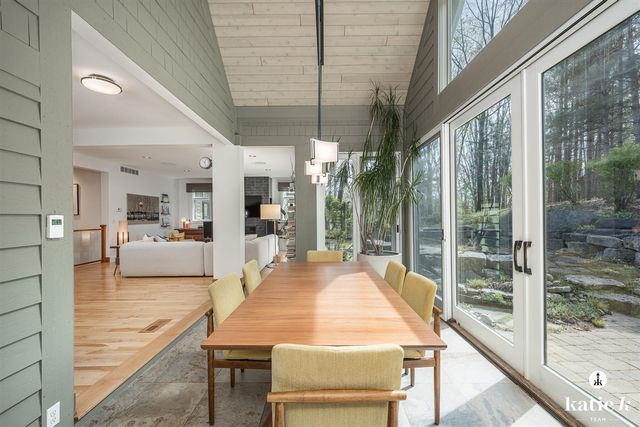 9100 Twin Oaks Lane, Ada, MI 49301