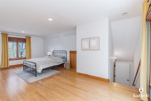 9100 Twin Oaks Lane, Ada, MI 49301