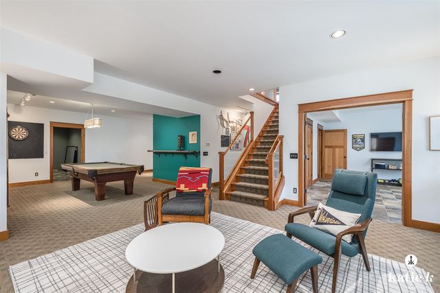 9100 Twin Oaks Lane, Ada, MI 49301