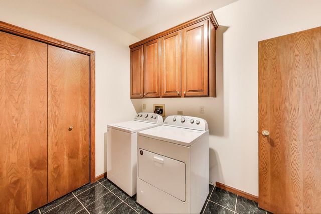 705 Wood Creek Drive, Antioch, IL 60002