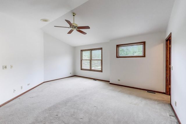 705 Wood Creek Drive, Antioch, IL 60002