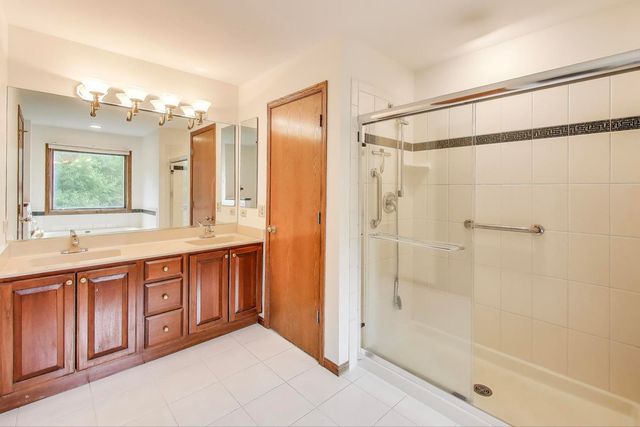 705 Wood Creek Drive, Antioch, IL 60002