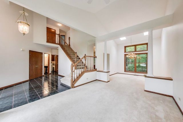 705 Wood Creek Drive, Antioch, IL 60002