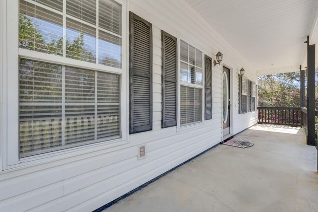 192 Hurley Drive, Defuniak Springs, FL 32433