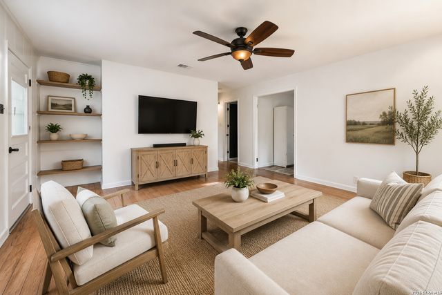 103 Lariat Dr, Boerne, TX 78006