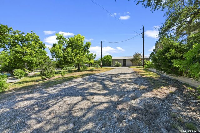 103 Lariat Dr, Boerne, TX 78006