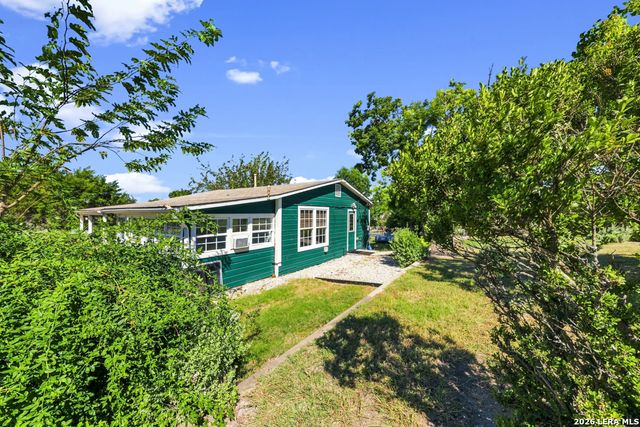 103 Lariat Dr, Boerne, TX 78006