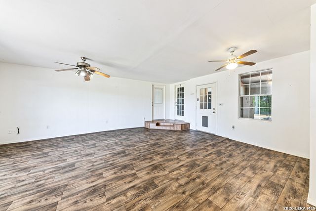 103 Lariat Dr, Boerne, TX 78006