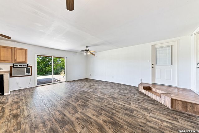 103 Lariat Dr, Boerne, TX 78006