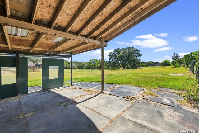 103 Lariat Dr, Boerne, TX 78006