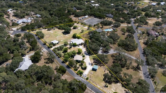 103 Lariat Dr, Boerne, TX 78006