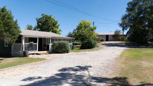 103 Lariat Dr, Boerne, TX 78006