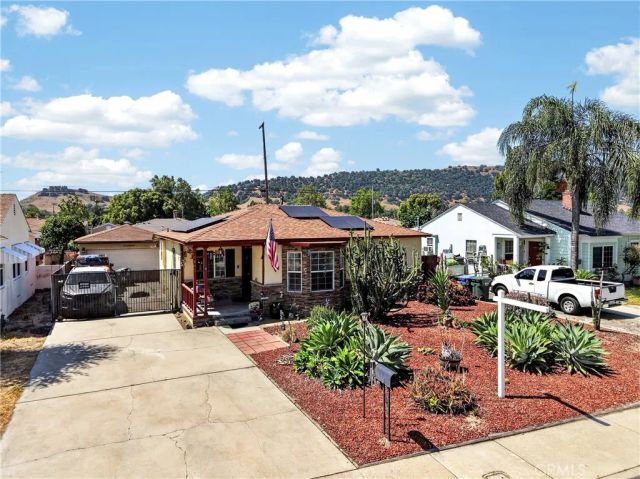 1642 Vejar, Pomona, CA 91766