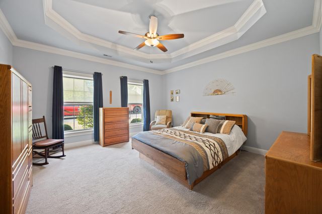 160 Shermans Crescent, Versailles, KY 40383