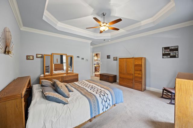 160 Shermans Crescent, Versailles, KY 40383