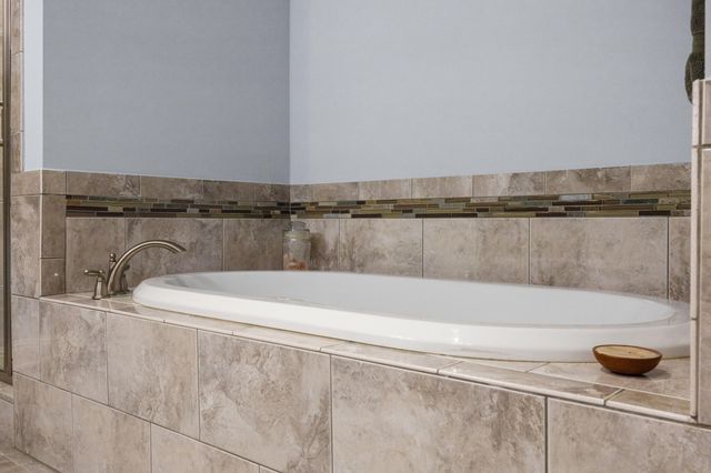 160 Shermans Crescent, Versailles, KY 40383