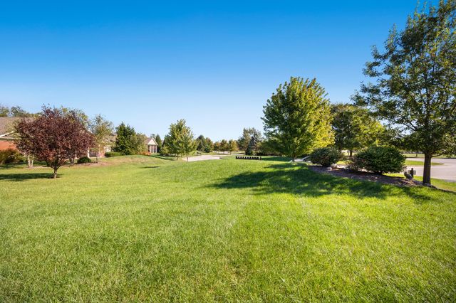 160 Shermans Crescent, Versailles, KY 40383