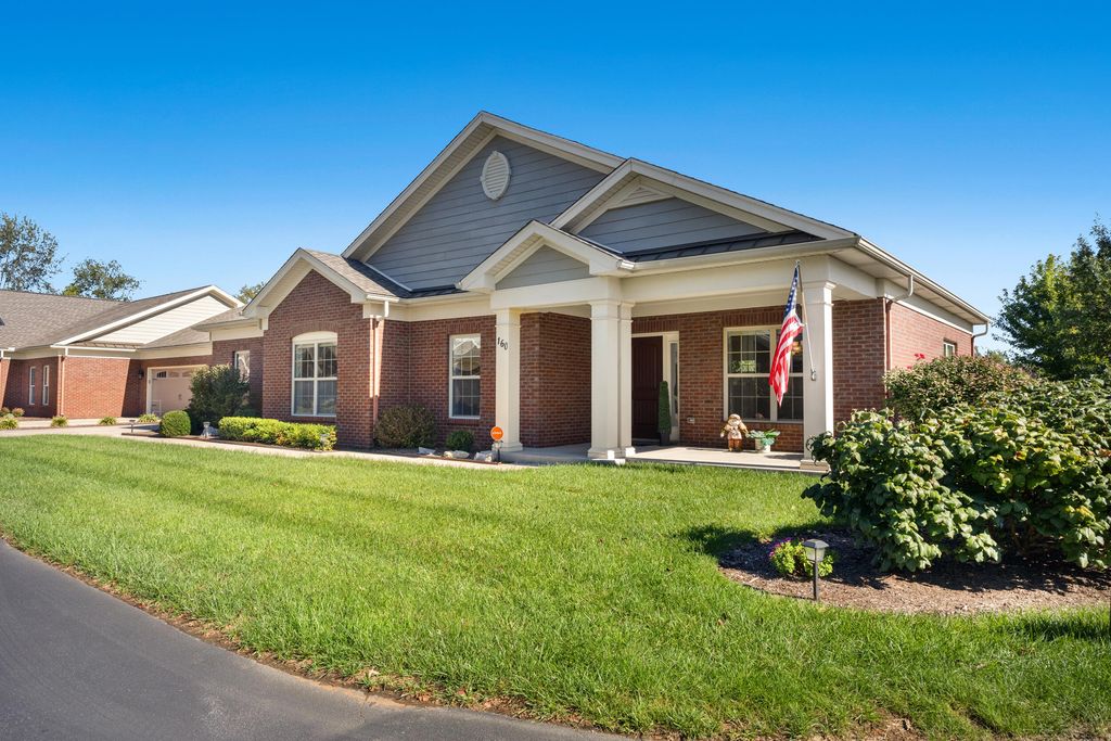 160 Shermans Crescent, Versailles, KY 40383