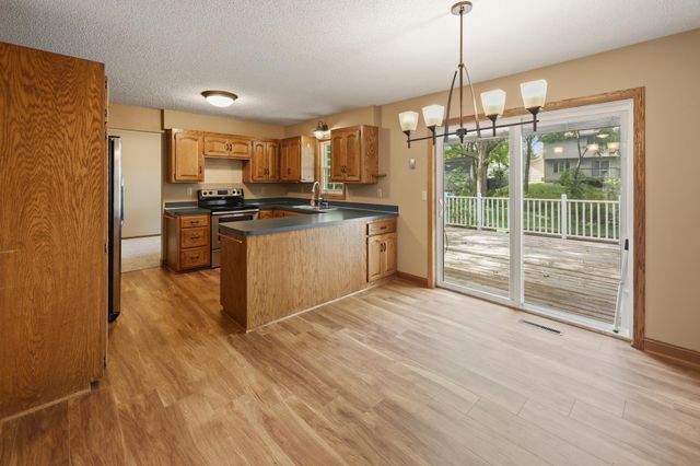 17611 83rd Avenue N, Maple Grove, MN 55311