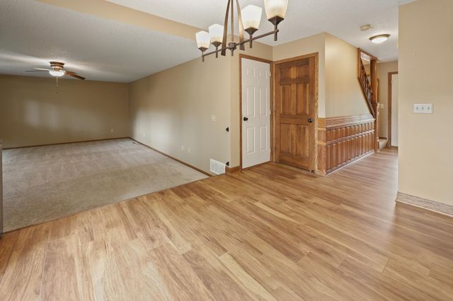 17611 83rd Avenue N, Maple Grove, MN 55311