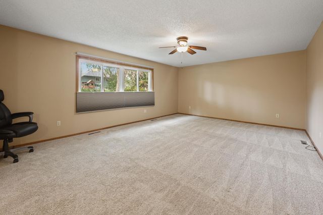 17611 83rd Avenue N, Maple Grove, MN 55311