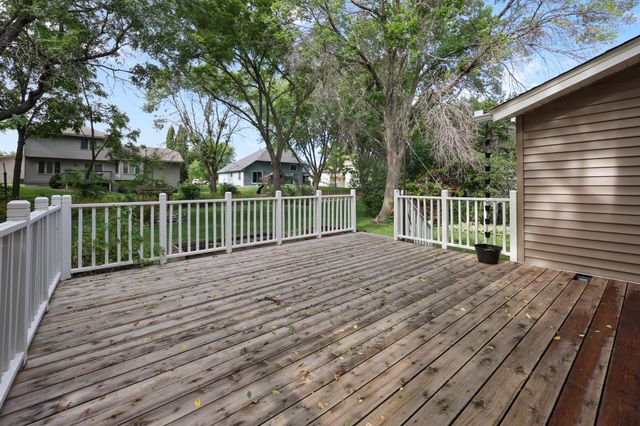 17611 83rd Avenue N, Maple Grove, MN 55311