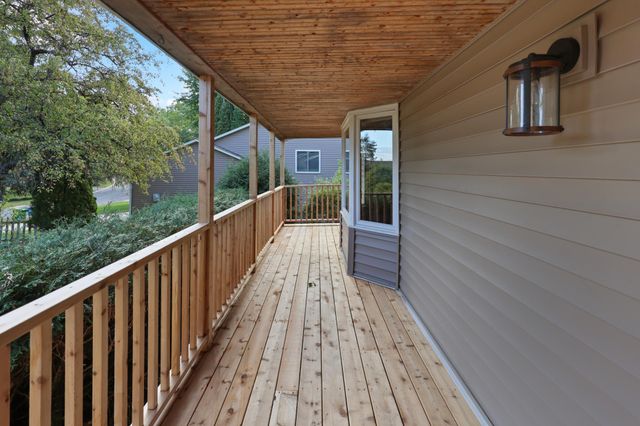 17611 83rd Avenue N, Maple Grove, MN 55311