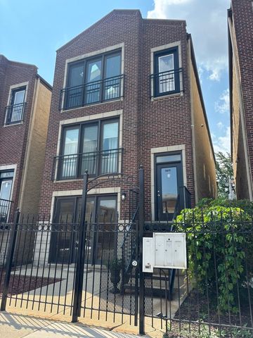 6611 W Belmont Avenue 1, Chicago, IL 60634