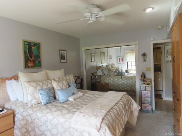 463 Mariners Way, Copiague, NY 11726