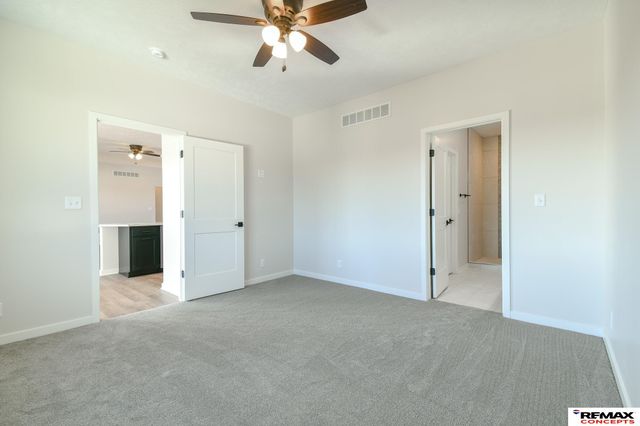 9500 Delano Drive, Lincoln, NE 68516